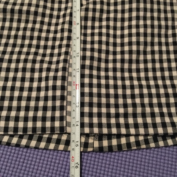 PULL & BEAR Tailored mini skirt pockets (small) - Picture 7 of 10